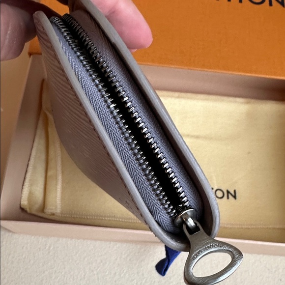 Vintage Louis Vuitton Lilac Epi Demi Lune Zip Wallet with box and dustbag VI0031 - Picture 4 of 17